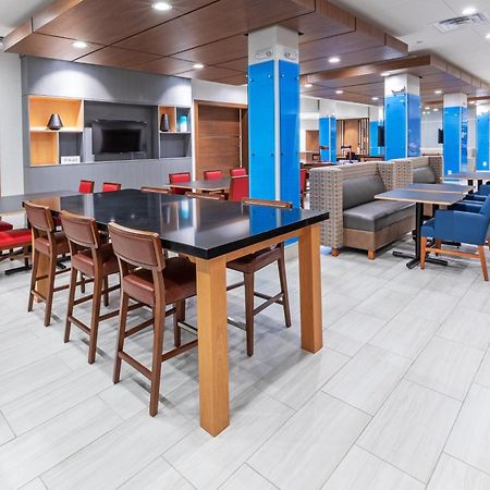 Holiday Inn Express & Suites - Stafford Nw - Sugar Land By Ihg מראה חיצוני תמונה