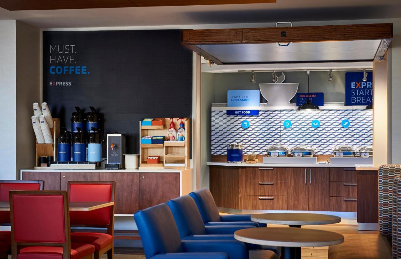 Holiday Inn Express & Suites - Stafford Nw - Sugar Land By Ihg מראה חיצוני תמונה