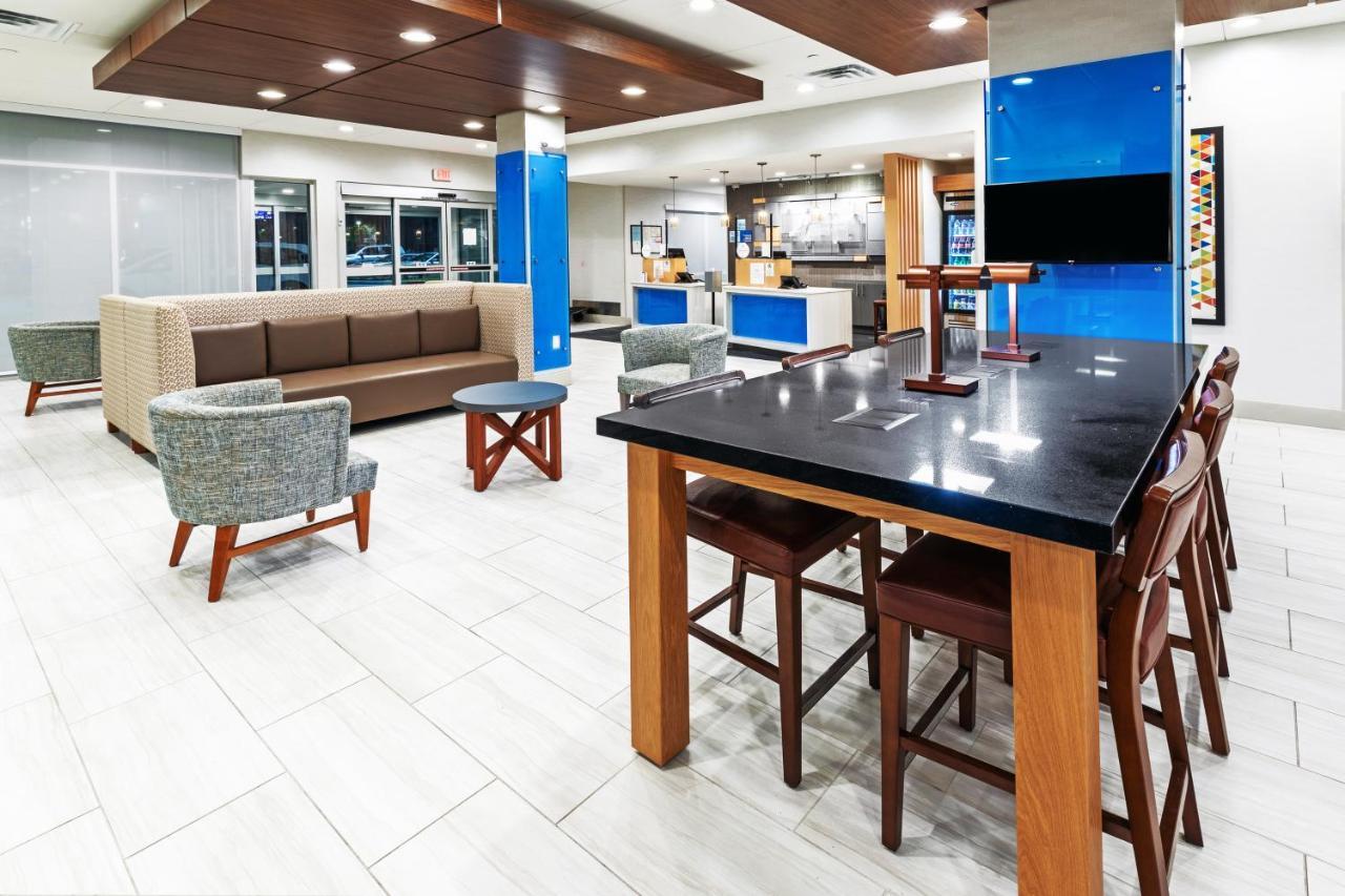 Holiday Inn Express & Suites - Stafford Nw - Sugar Land By Ihg מראה חיצוני תמונה