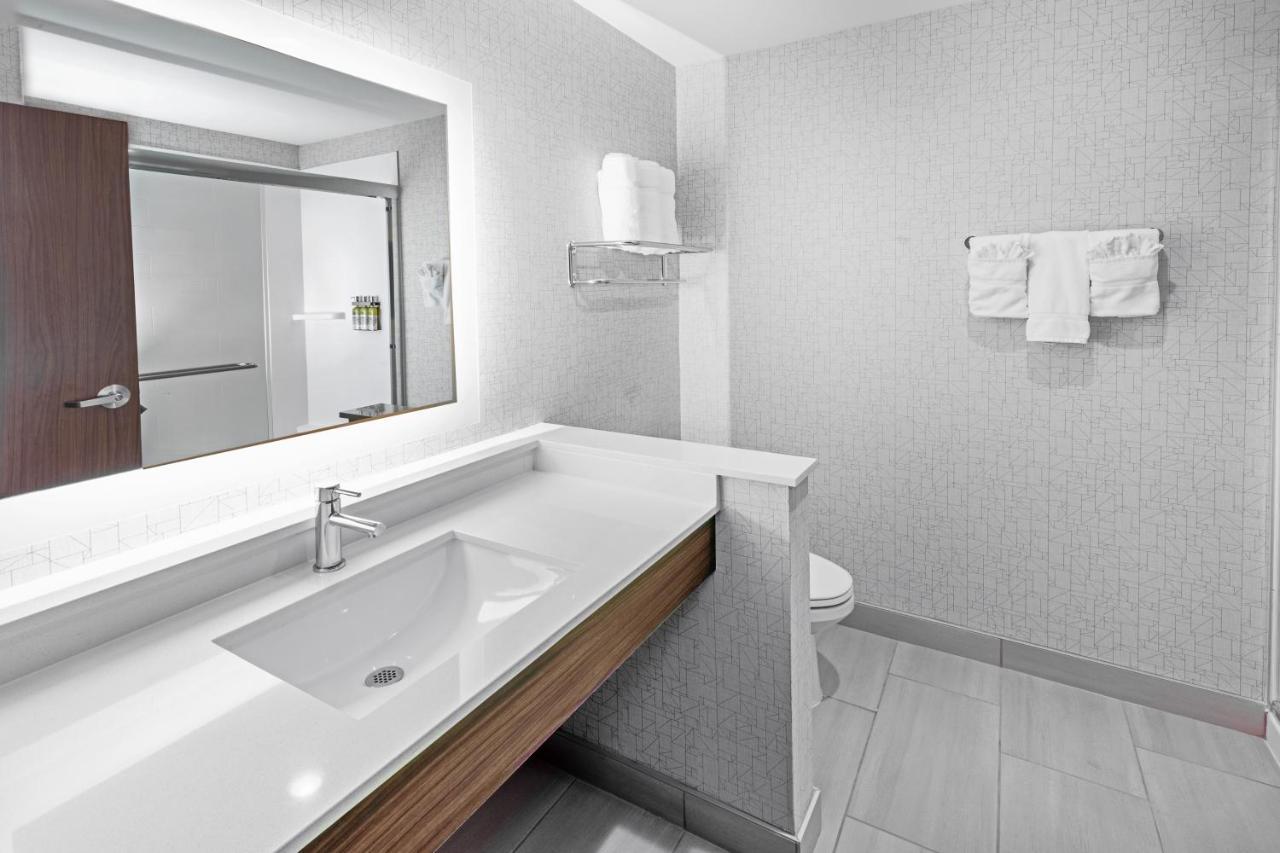 Holiday Inn Express & Suites - Stafford Nw - Sugar Land By Ihg מראה חיצוני תמונה