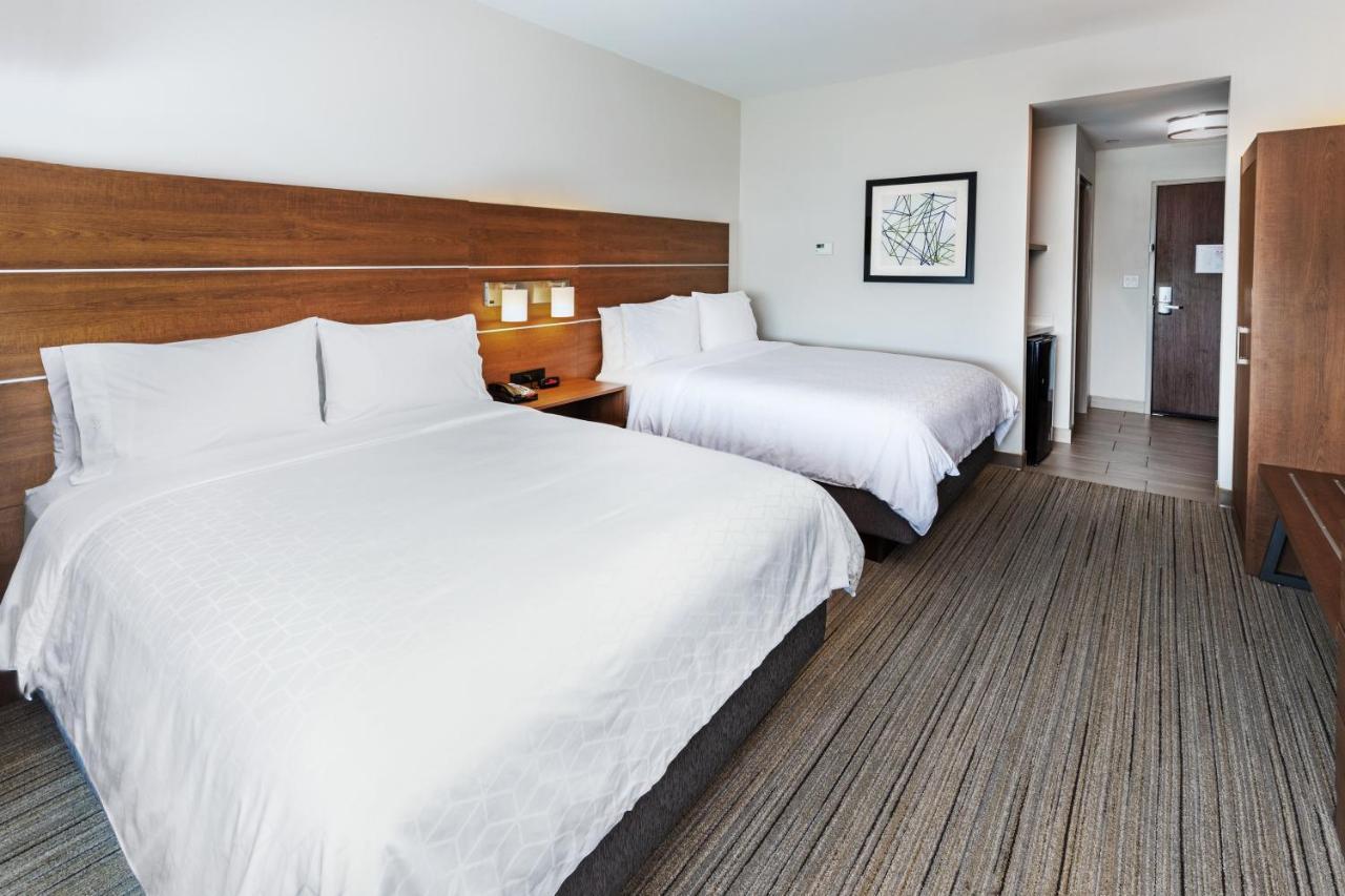 Holiday Inn Express & Suites - Stafford Nw - Sugar Land By Ihg מראה חיצוני תמונה