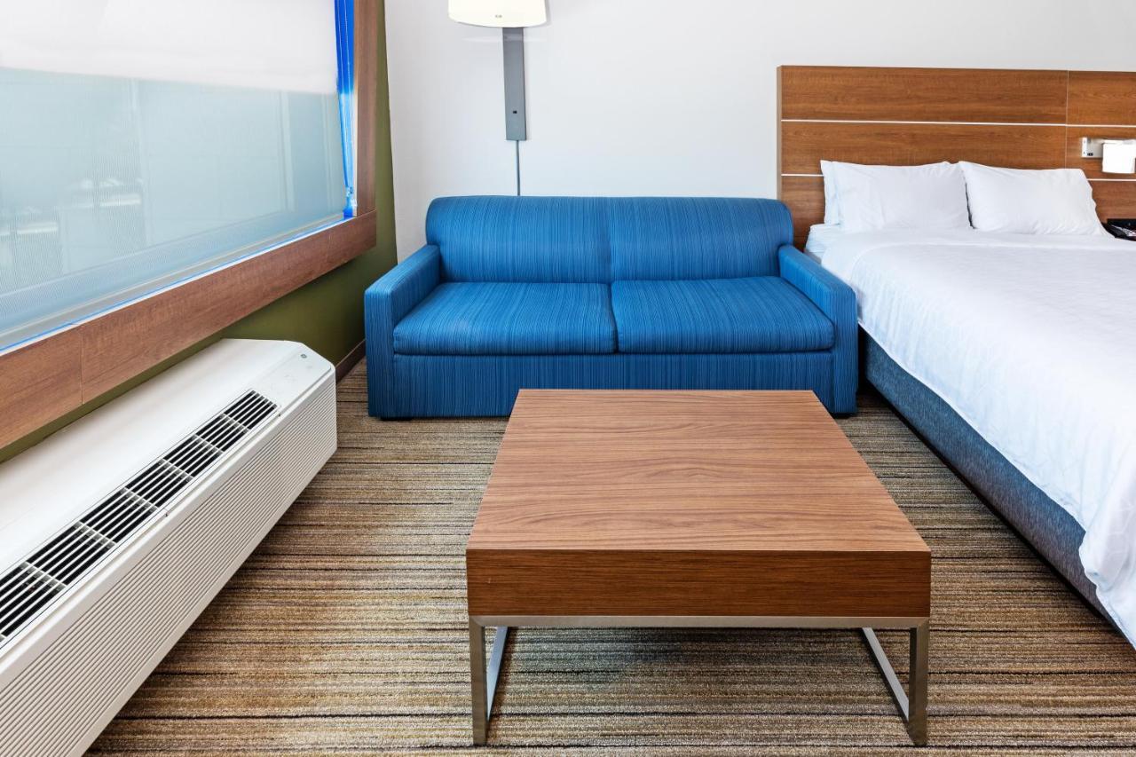 Holiday Inn Express & Suites - Stafford Nw - Sugar Land By Ihg מראה חיצוני תמונה